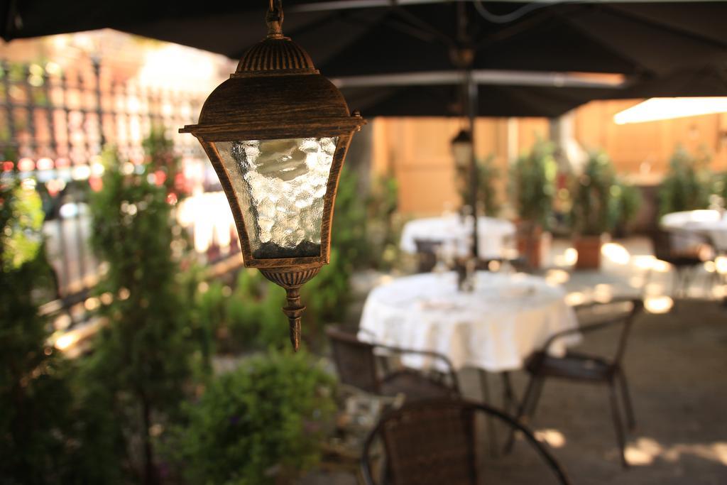 Grand Boutique Hotel Бухарест Екстер'єр фото