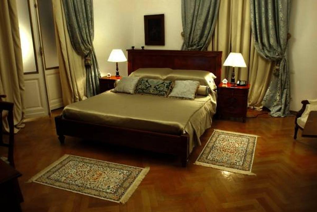 Grand Boutique Hotel Бухарест Екстер'єр фото