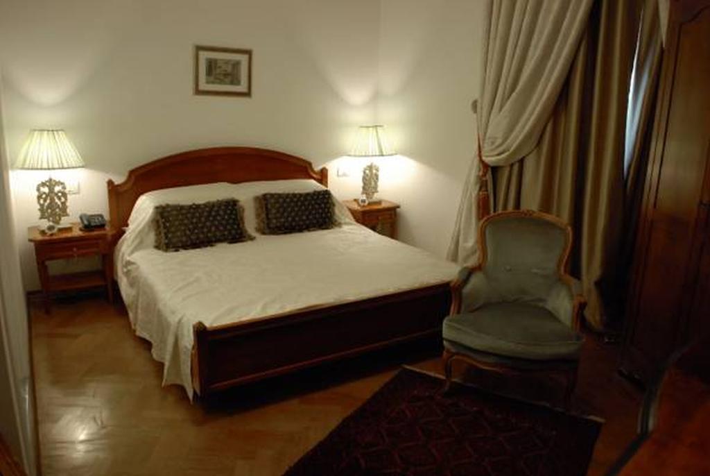 Grand Boutique Hotel Бухарест Екстер'єр фото
